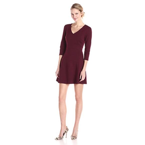 Trina Turk Wine Red Burgundy Song V Neck Ponte Knit Dress Fit & Flare XS 0 2 - Picture 3 of 11